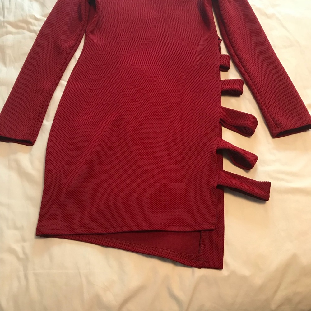 Dress - Picture 2 of 4